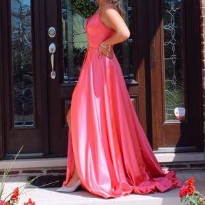 SELLING JOVANI DRESS! SIZE 4!